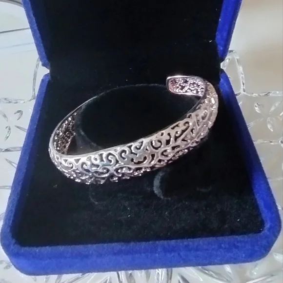 New In Box Sterling Silver Filigree Cuff Bracelet - Picture 7 of 13